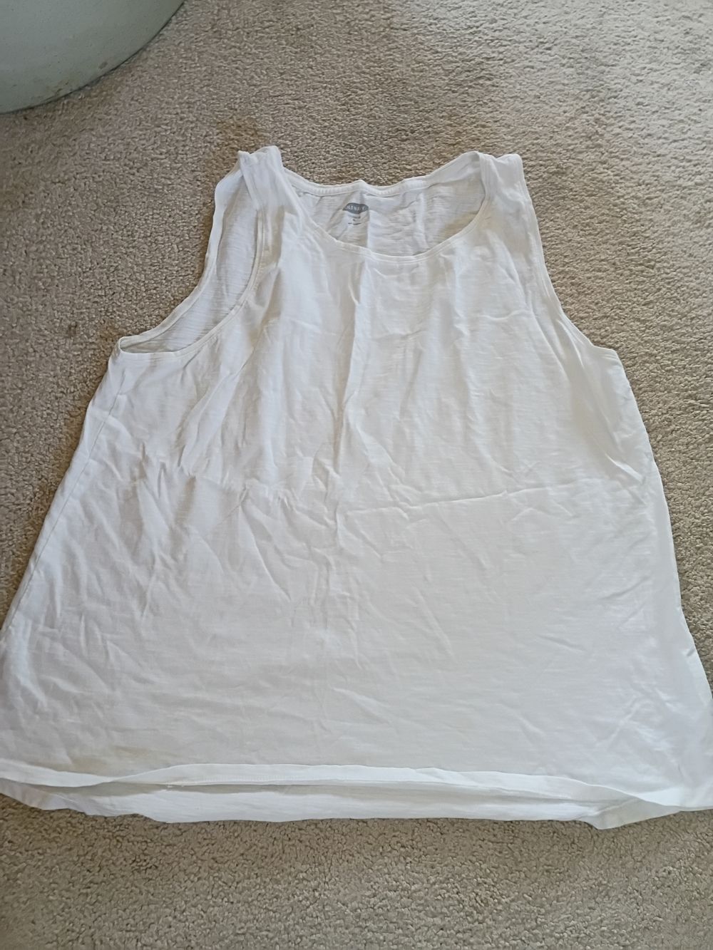 Old Navy White Scoop Neck Tank Top